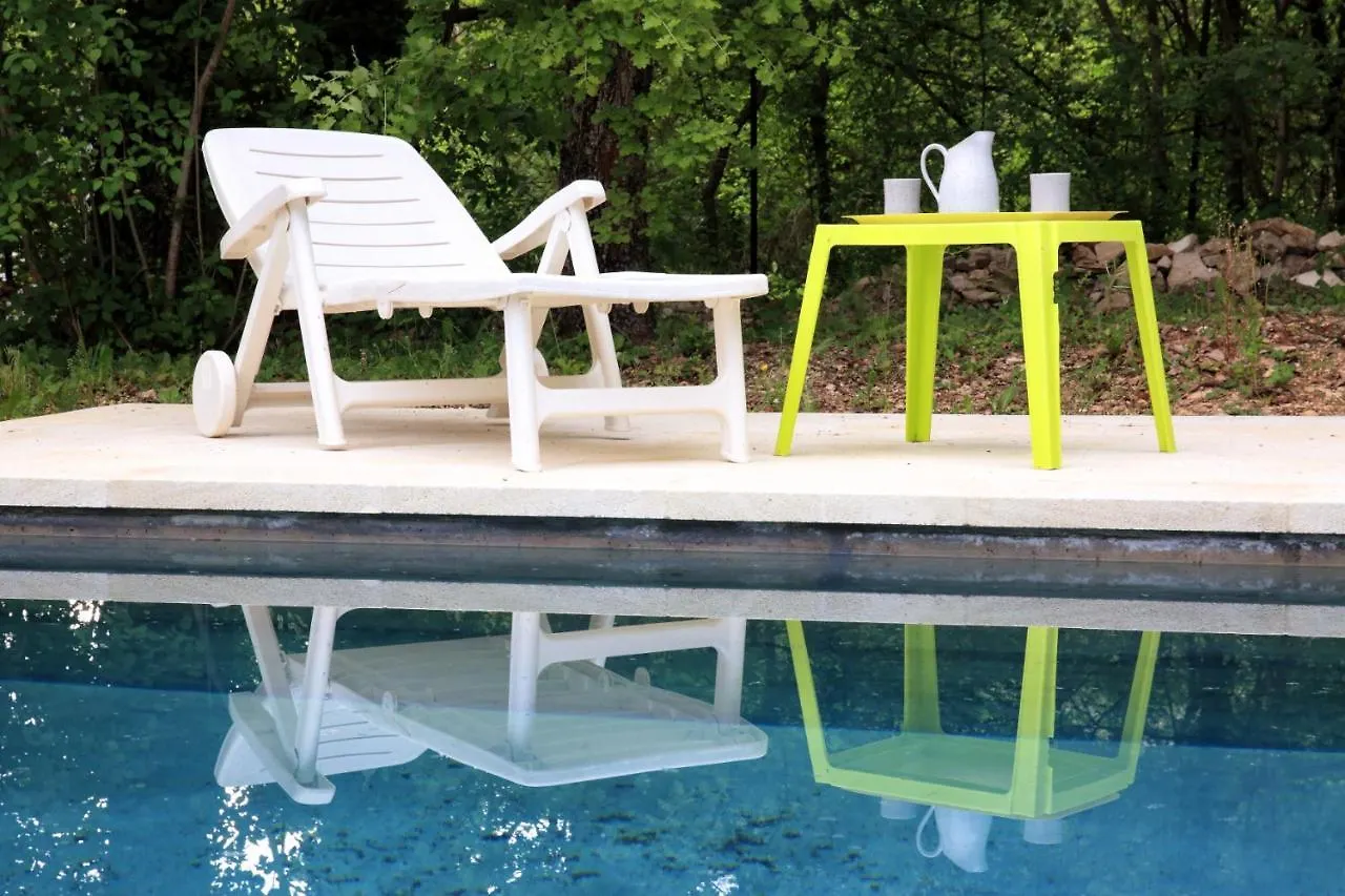 Holiday home La Cerisaie, Maison Spacieuse En Luberon Saint-Martin-de-Castillon