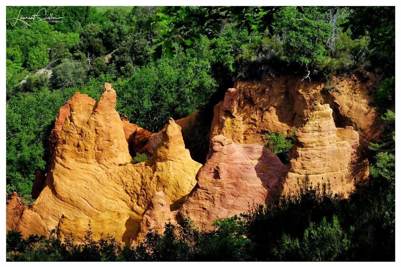 La Cerisaie, Maison Spacieuse En Luberon Saint-Martin-de-Castillon 0*,  France